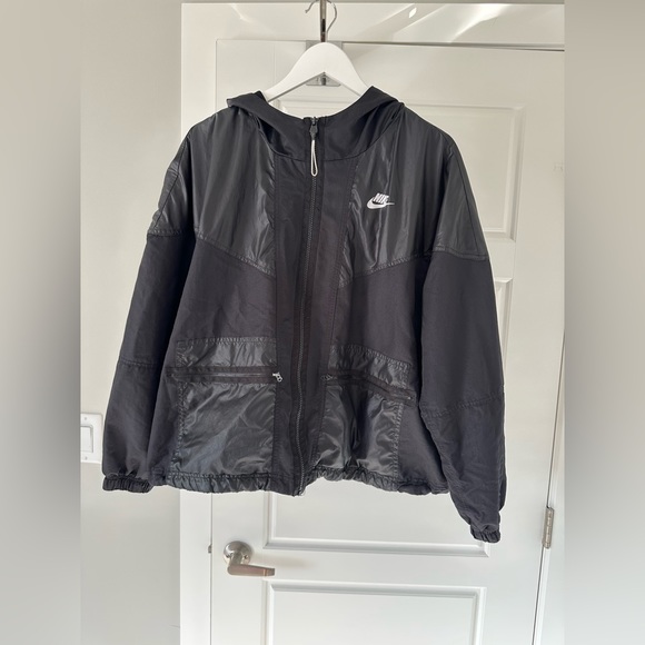 Nike Other - Nike windbreaker